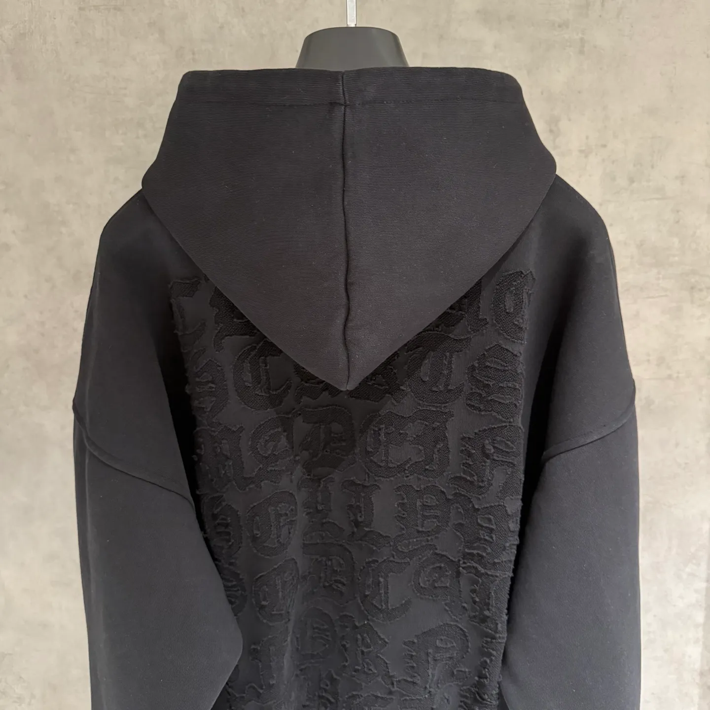 🅿️380 [Strict quality control] CH Croixin's new long-sleeved hooded sweatshirt. The fabric is made of heavy 480g double yarn fabric. The whole garment is washed. The front and rear panels are laser burned. The ready-to-wear wash is loose. The fabric is stiff and stylish. It does not deform or shrink. Color: black, white, floral gray. Size: M-2xl